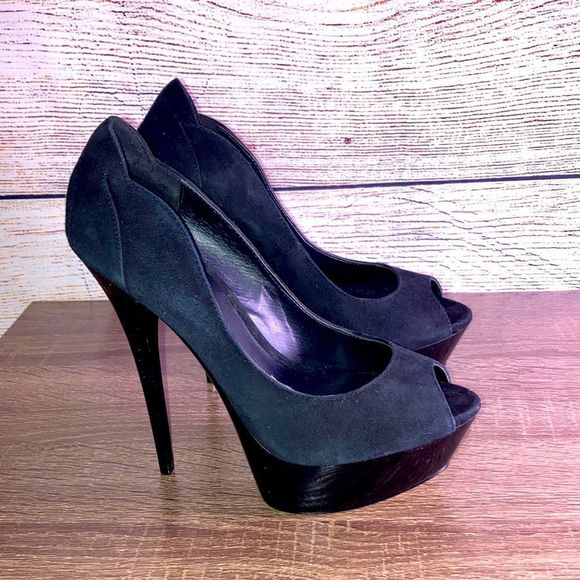 Truth or Dare Black Suede heels by Madonna size 6 - Picture 1 of 13